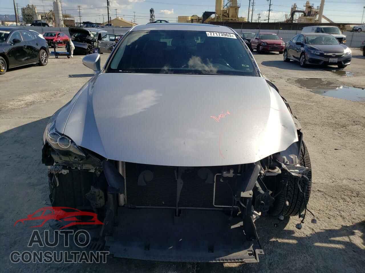 LEXUS IS 2015 - JTHBE1D27F5018890