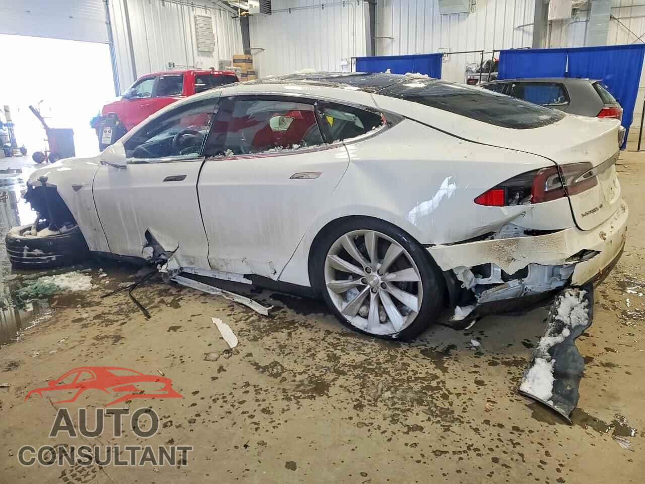 TESLA MODEL S 2015 - 5YJSA1E21FF109390