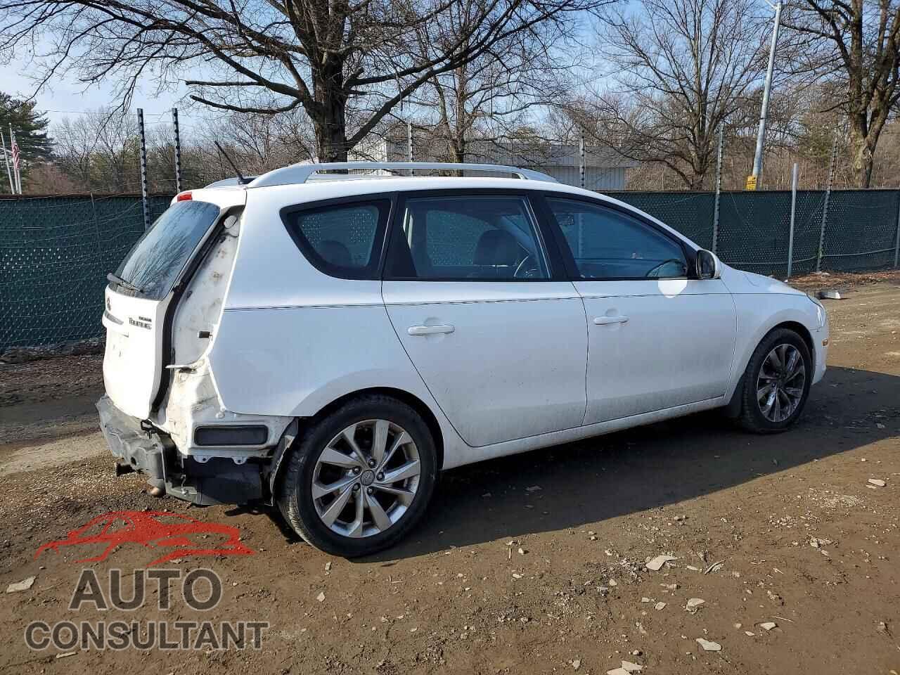 HYUNDAI ELANTRA 2012 - KMHDC8AE3CU144989