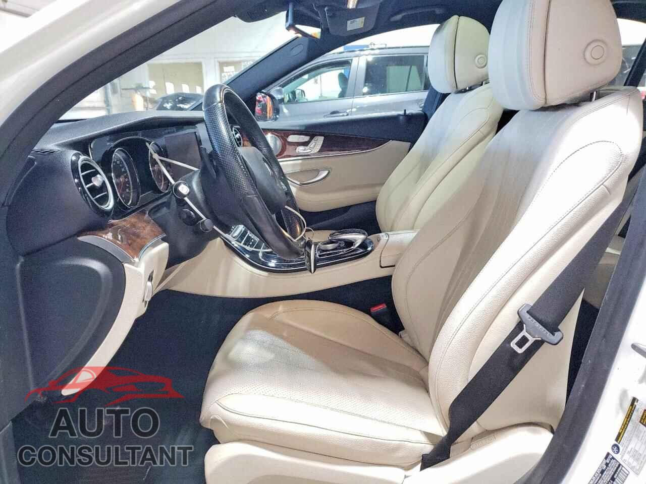 MERCEDES-BENZ E-CLASS 2017 - WDDZF4KB3HA071054