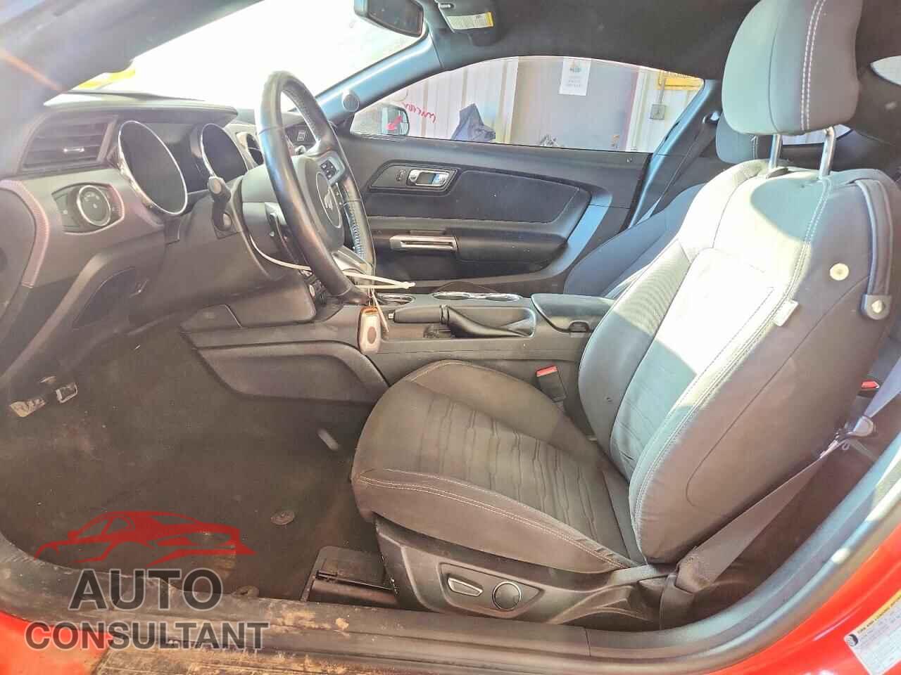 FORD MUSTANG 2016 - 1FA6P8TH1G5259394