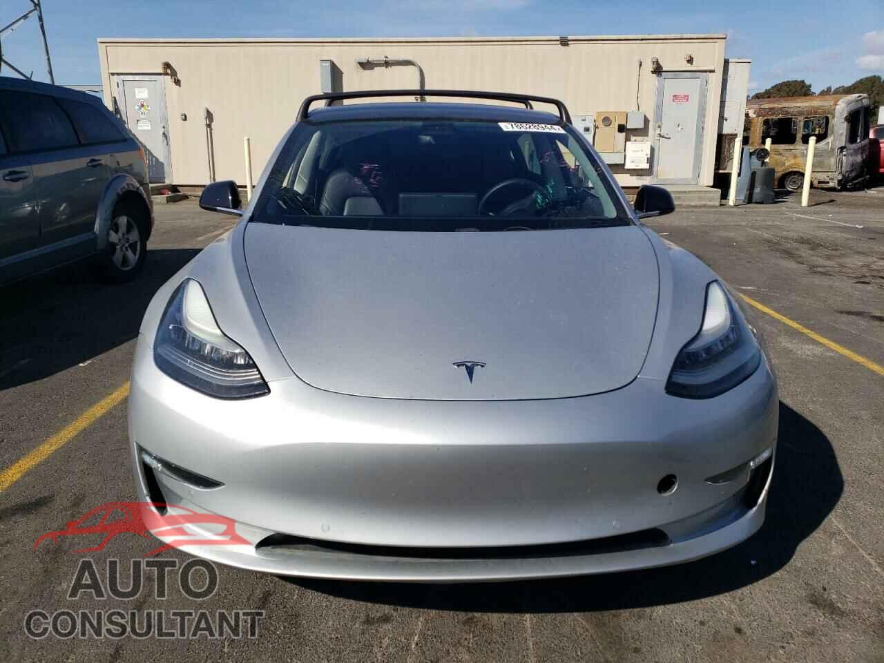 TESLA MODEL 3 2018 - 5YJ3E1EB7JF094170