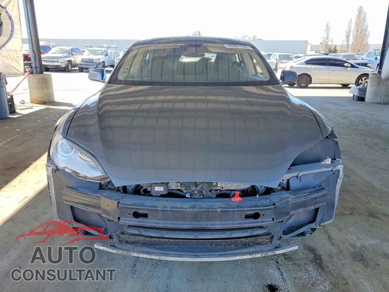 TESLA MODEL S 2013 - 5YJSA1CP0DFP08535