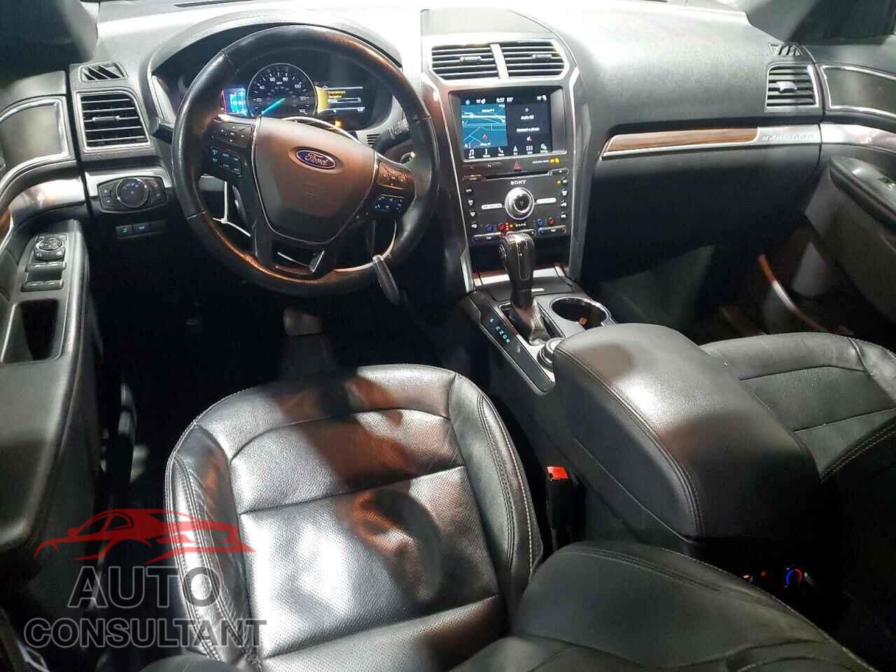 FORD EXPLORER 2018 - 1FM5K8F85JGB44952