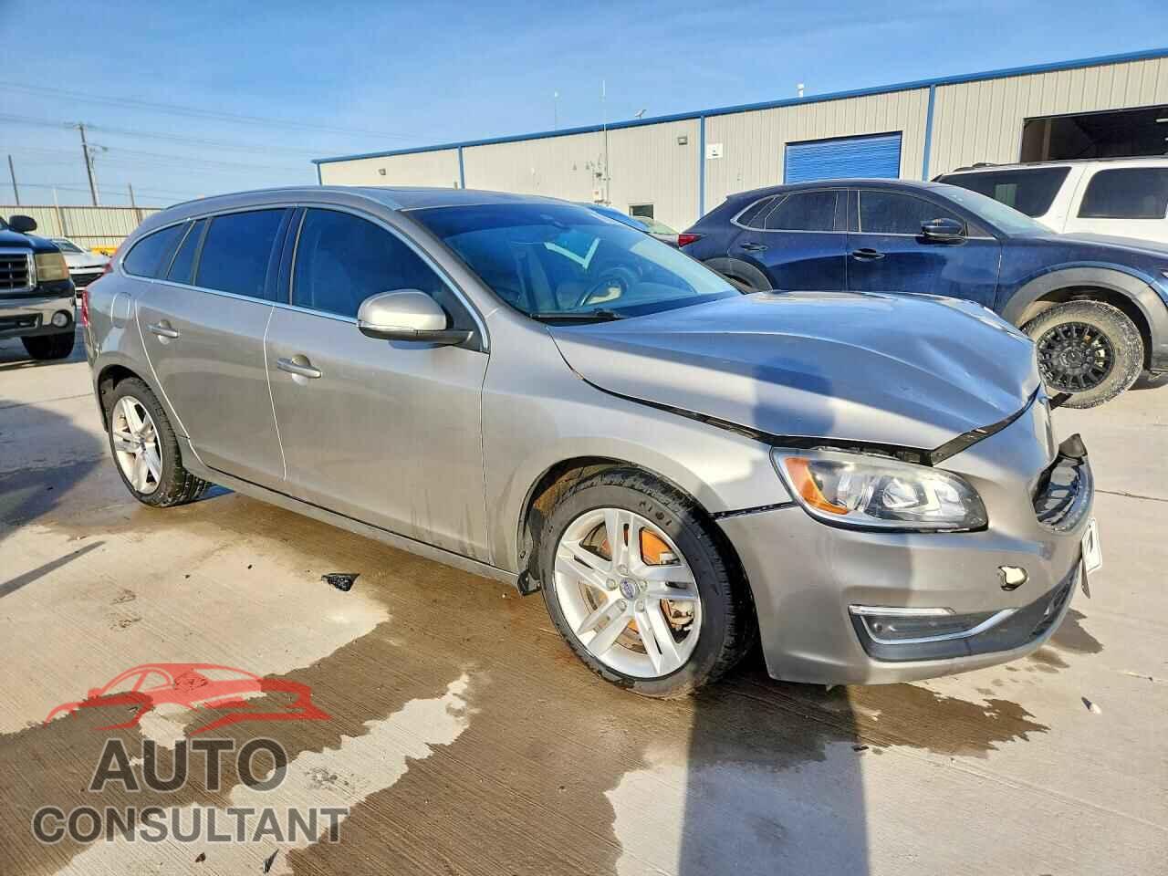 VOLVO V60 2015 - YV140MEK7F1244745
