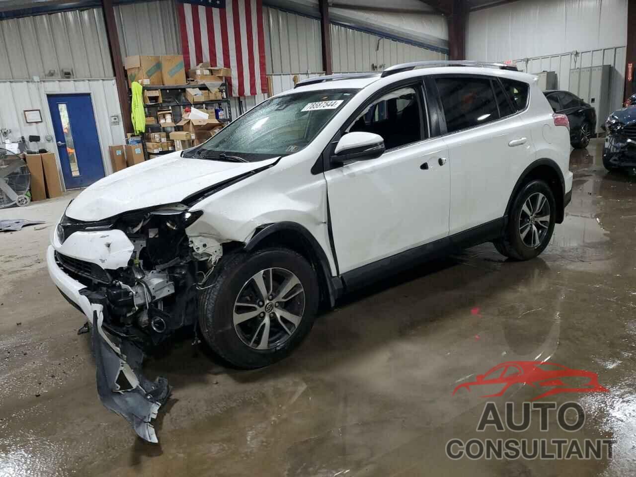 TOYOTA RAV4 2017 - JTMRFREV5HJ109686