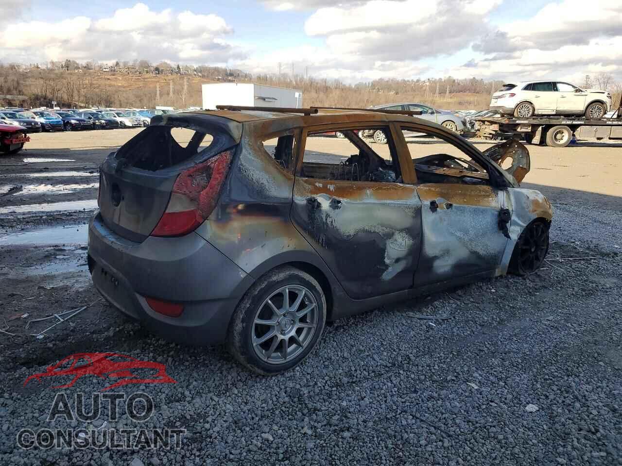 HYUNDAI ACCENT 2015 - KMHCT5AE3FU205014