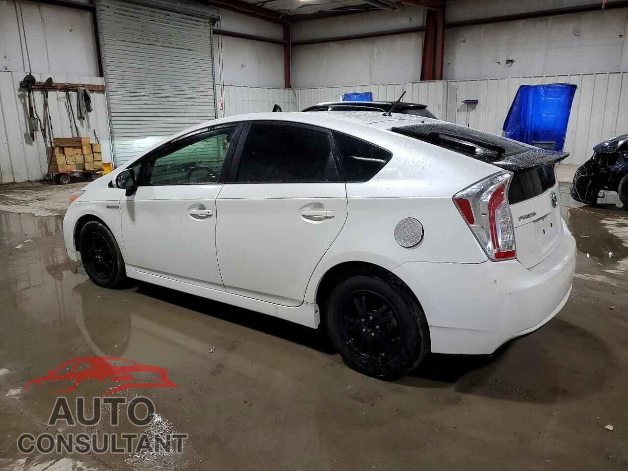 TOYOTA PRIUS 2015 - JTDKN3DU2F0438049