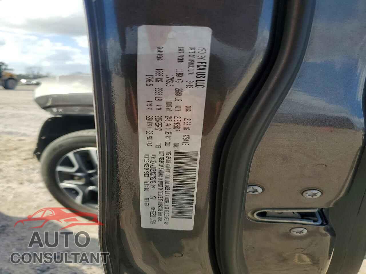JEEP COMPASS 2019 - 3C4NJDDB9KT748242