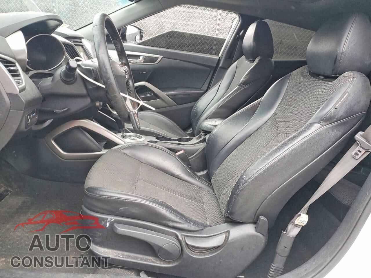 HYUNDAI VELOSTER 2013 - KMHTC6ADXDU094116