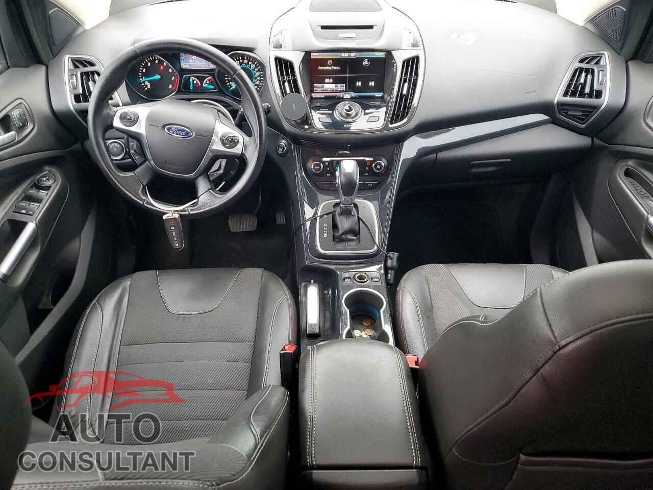 FORD ESCAPE 2013 - 1FMCU9J98DUC19009