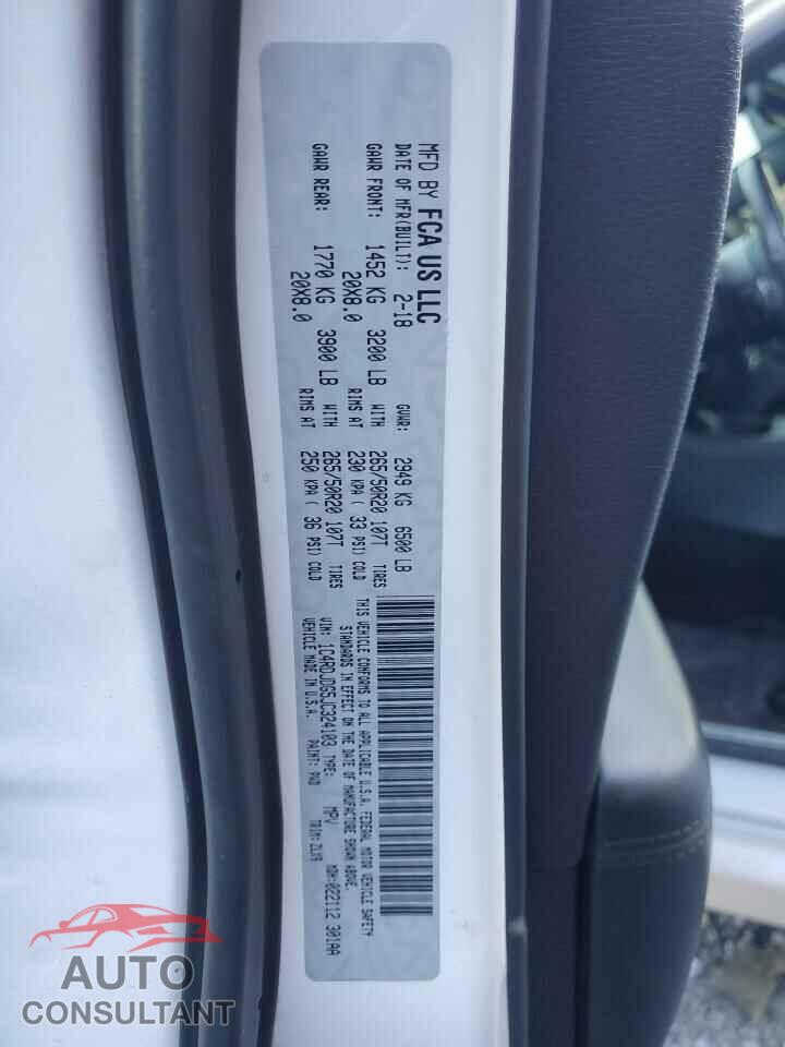 DODGE DURANGO 2018 - 1C4RDJDG5JC324103