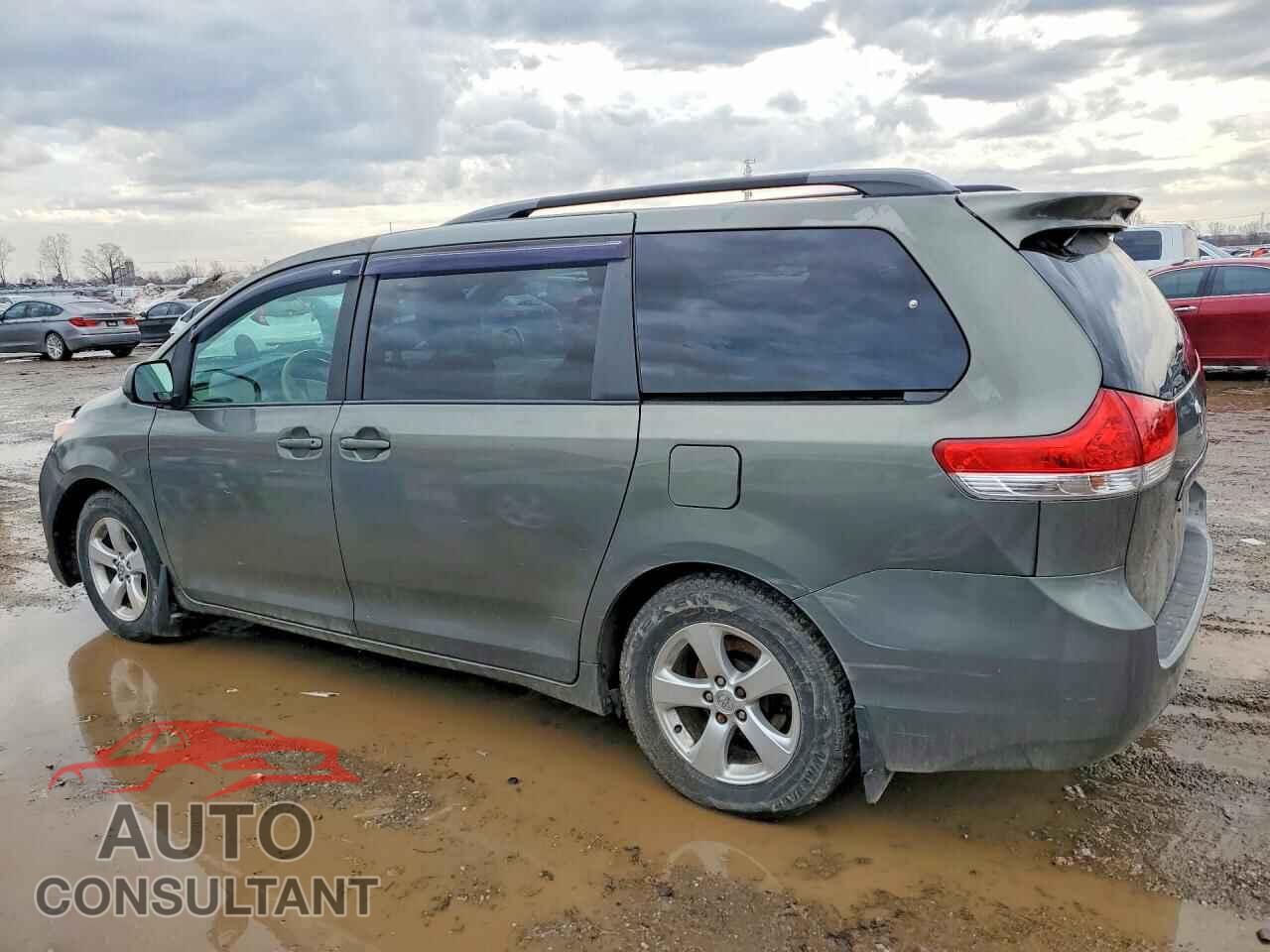 TOYOTA All Models 2011 - 5TDKK3DC3BS125079