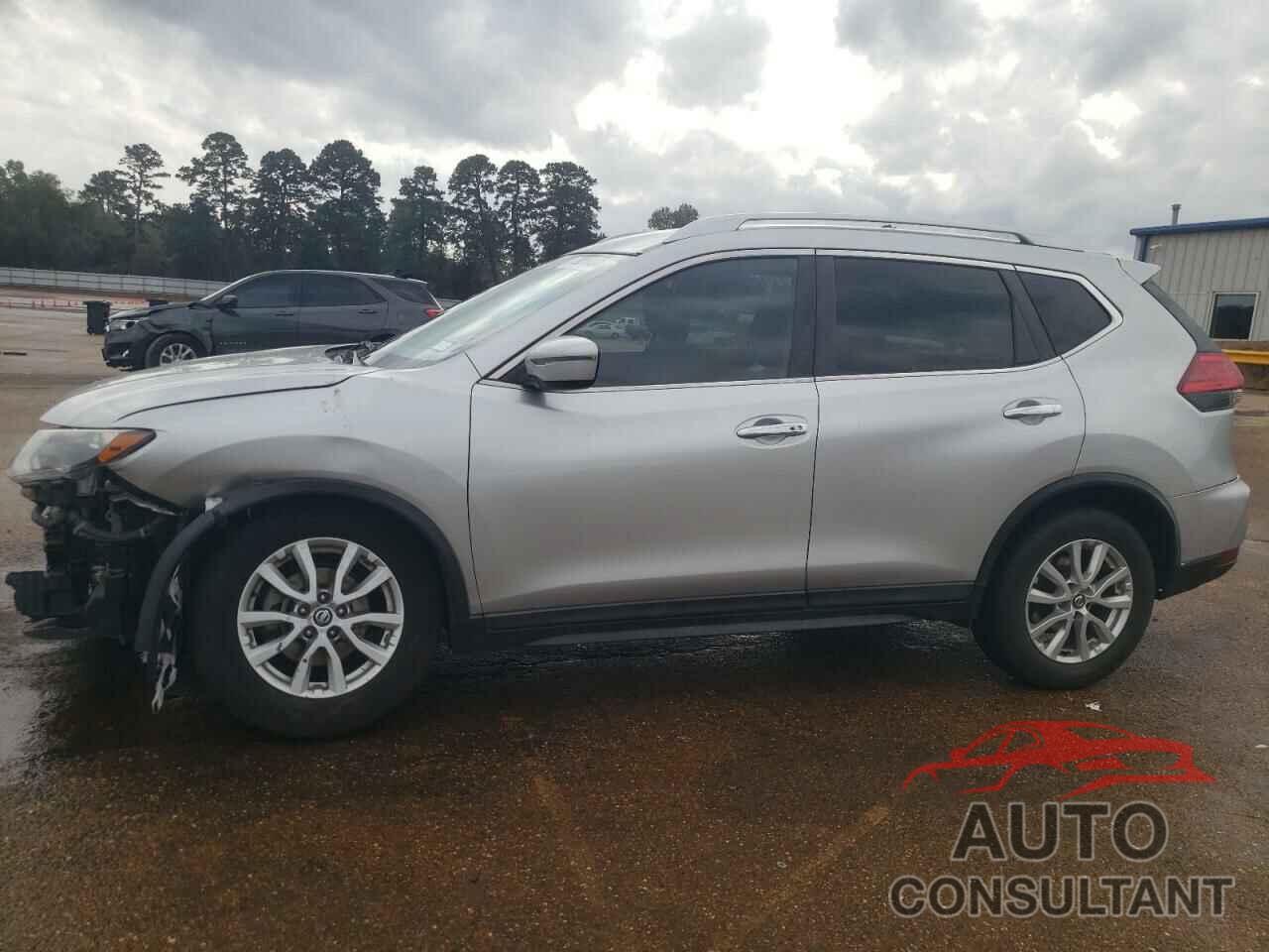 NISSAN ROGUE 2017 - KNMAT2MT0HP525378