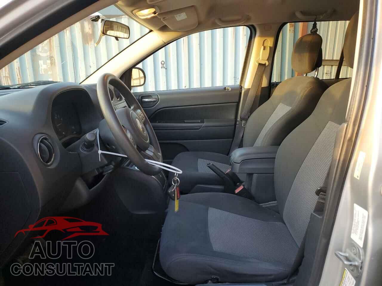 JEEP COMPASS 2011 - 1J4NF1FB9BD234811