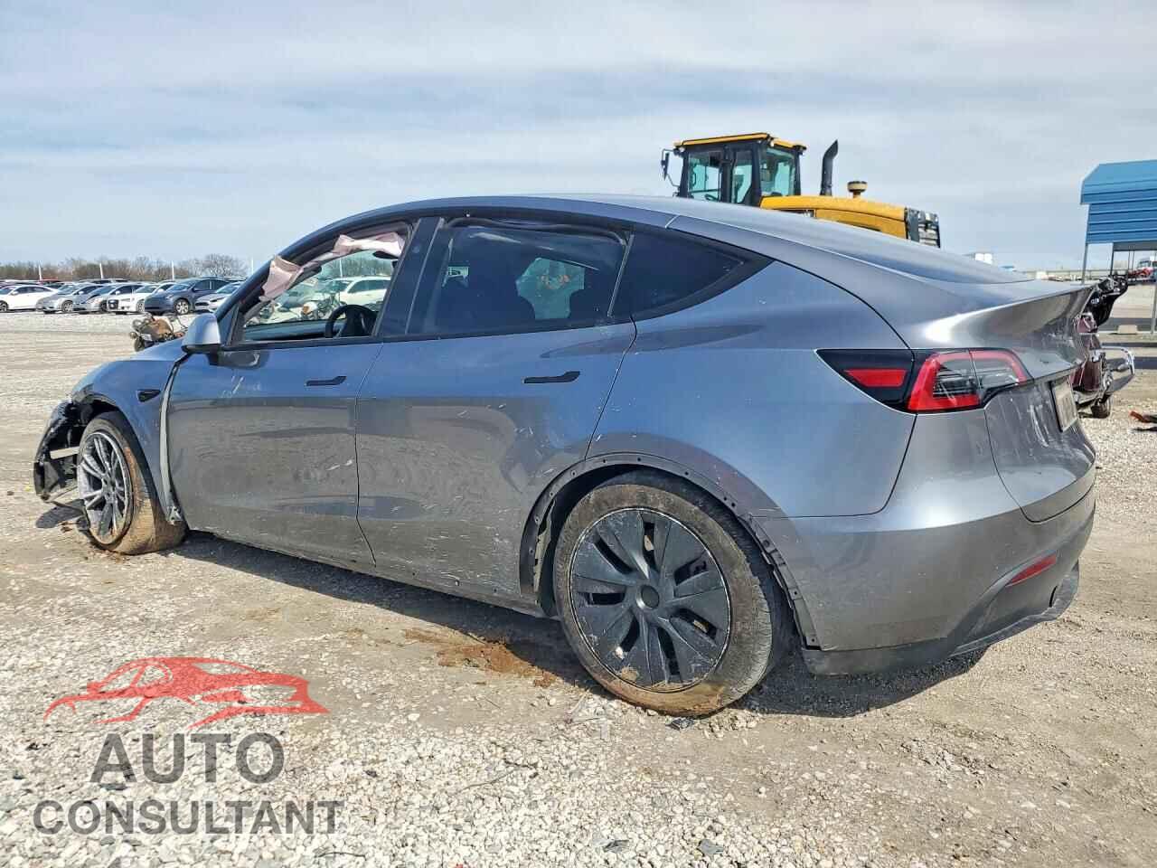 TESLA MODEL Y 2024 - 7SAYGAEE2RF168846