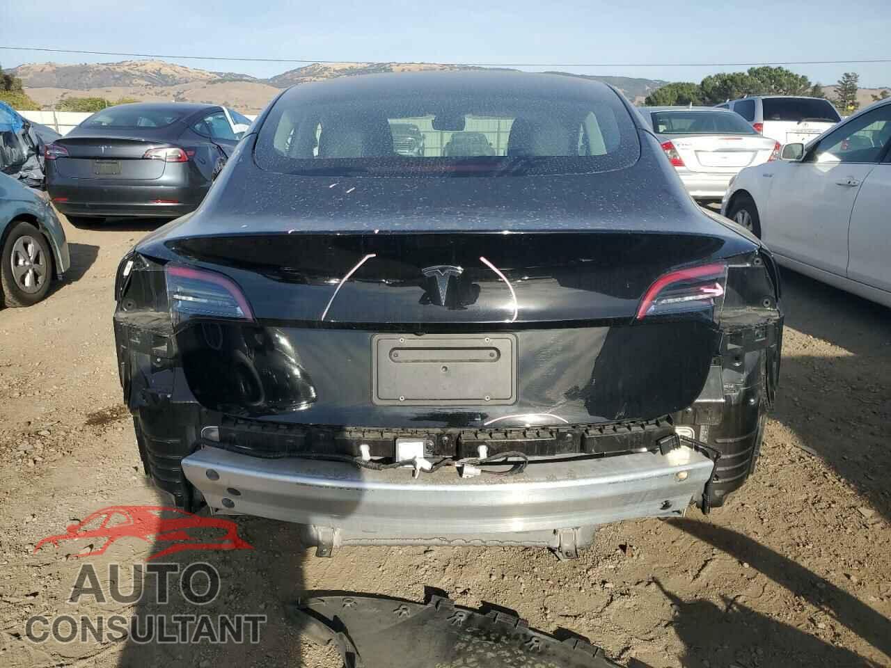 TESLA MODEL 3 2021 - 5YJ3E1EA4MF054110