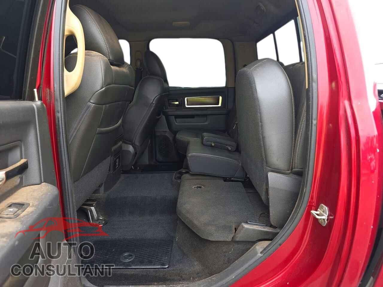 DODGE RAM 1500 2012 - 1C6RD7NT1CS229343