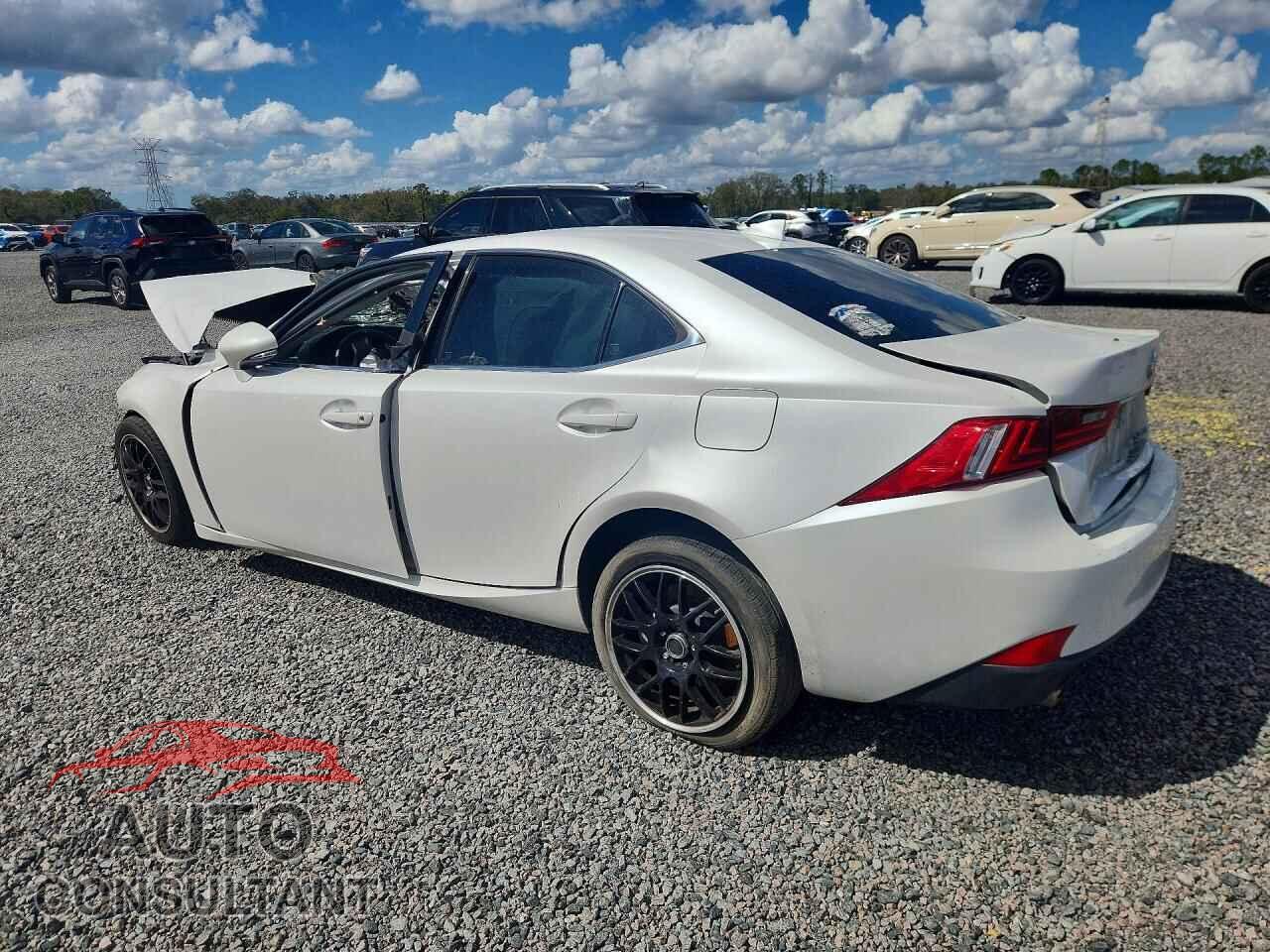 LEXUS IS 2016 - JTHBA1D29G5016250