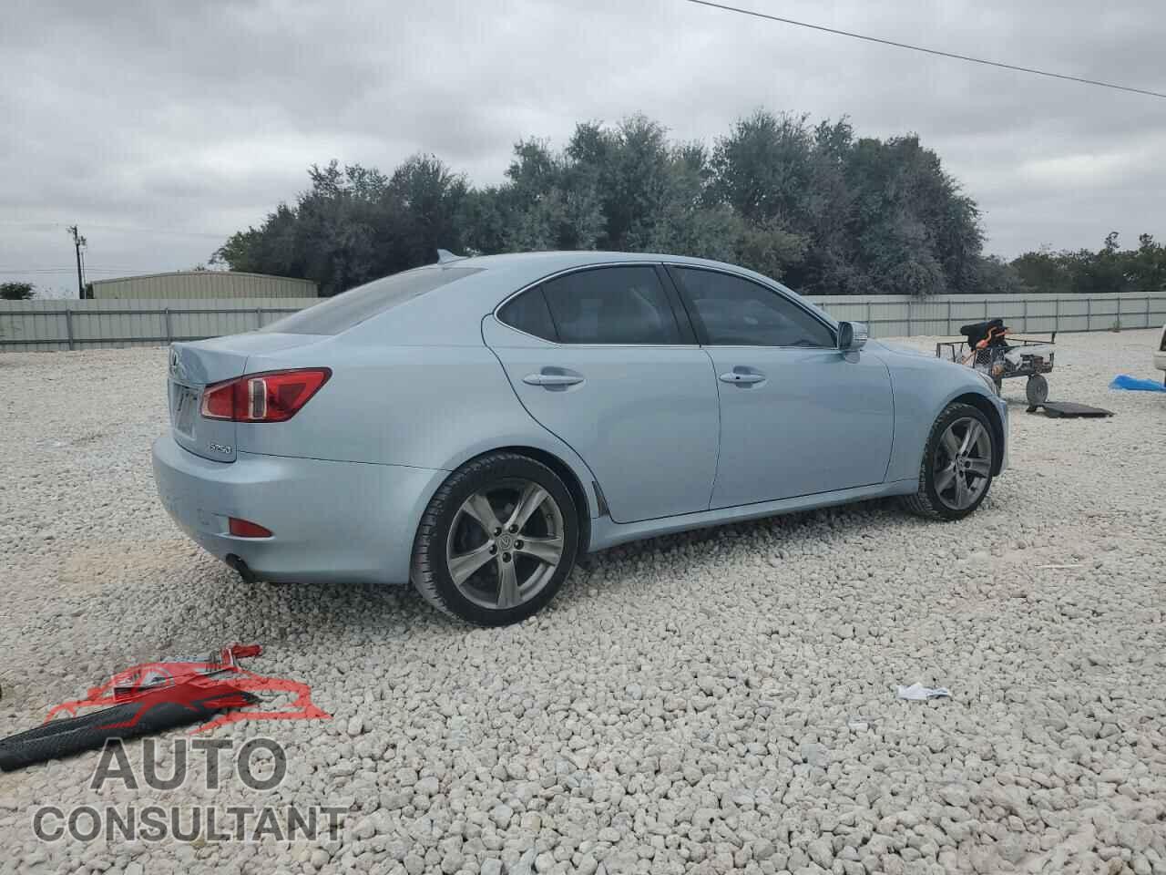 LEXUS IS 2012 - JTHBF5C21C2102416