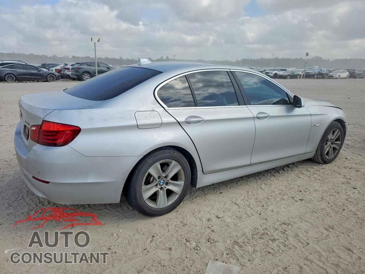 BMW 5 SERIES 2013 - WBAXG5C53DDY37836