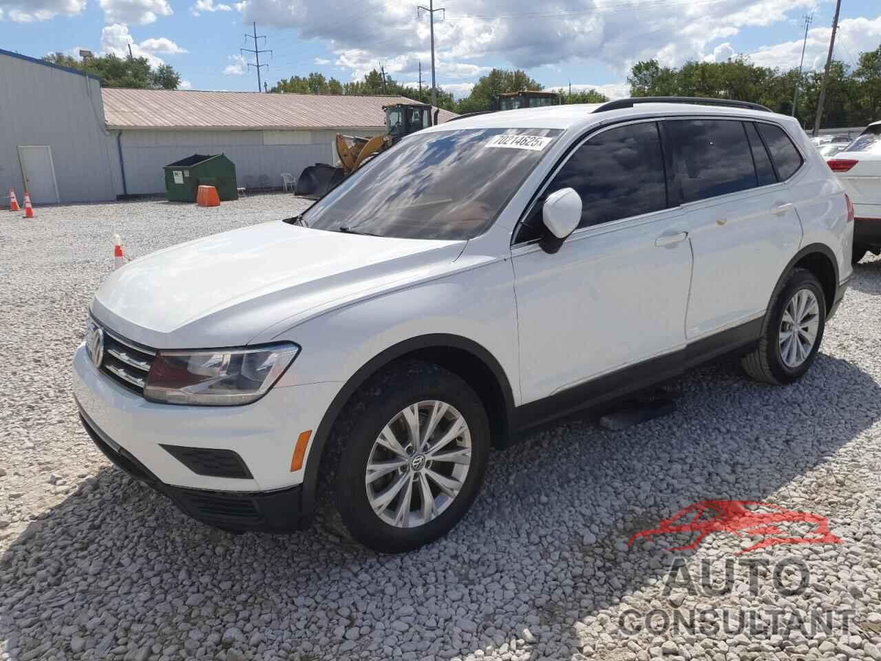 VOLKSWAGEN TIGUAN 2018 - 3VV2B7AX3JM095533