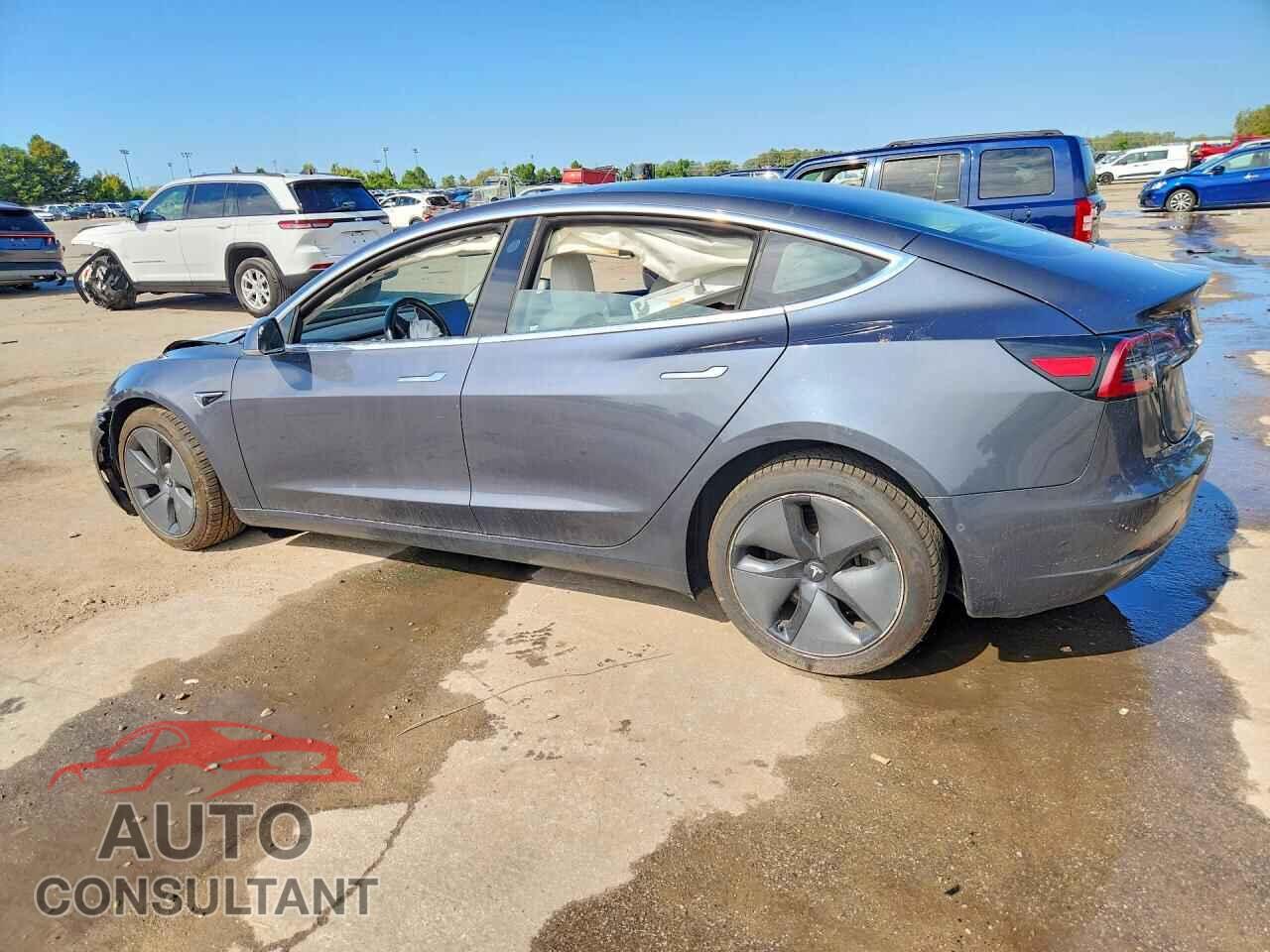 TESLA MODEL 3 2018 - 5YJ3E1EB8JF074977
