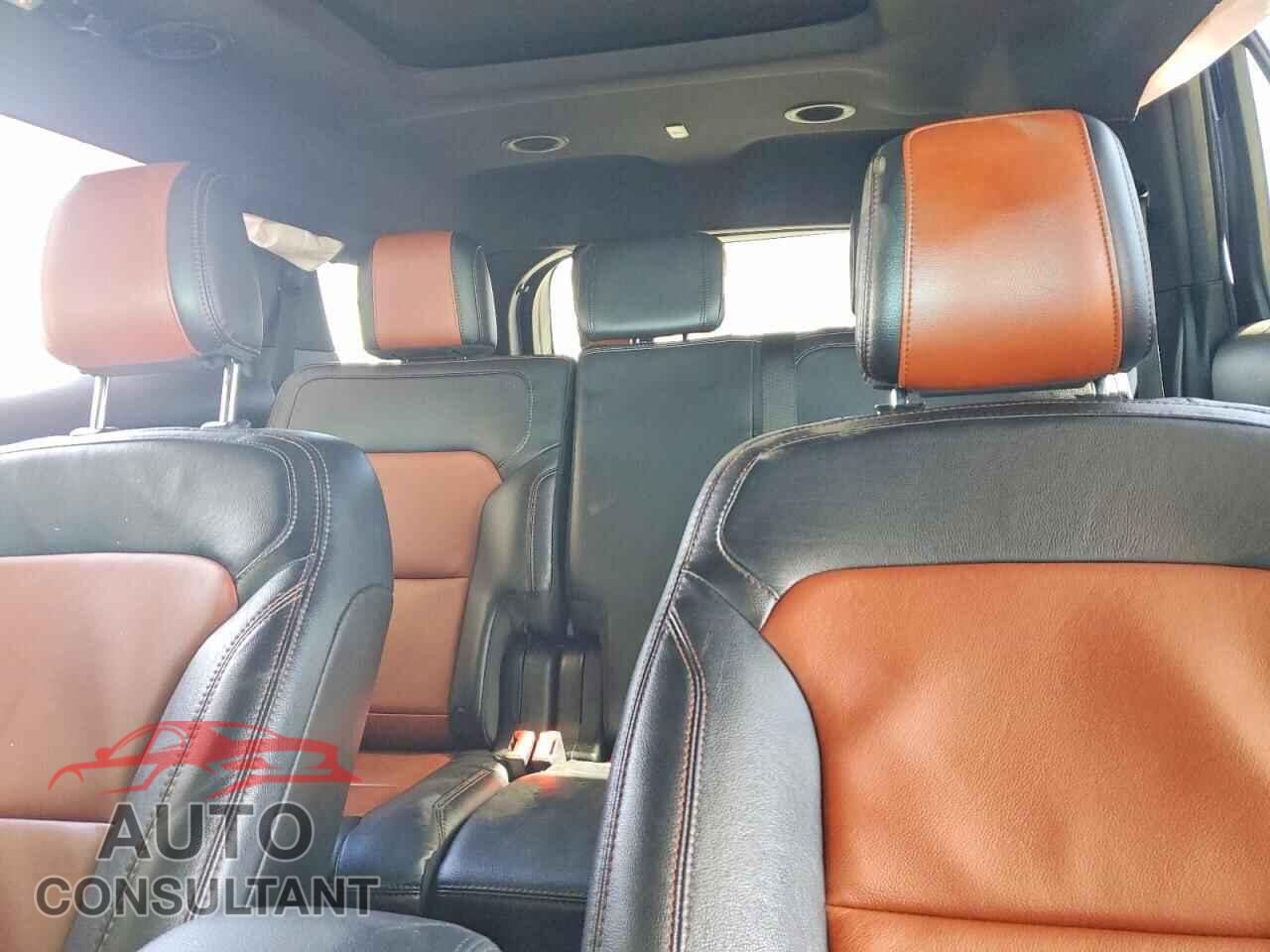 FORD EXPLORER 2019 - 1FM5K8D86KGA10181