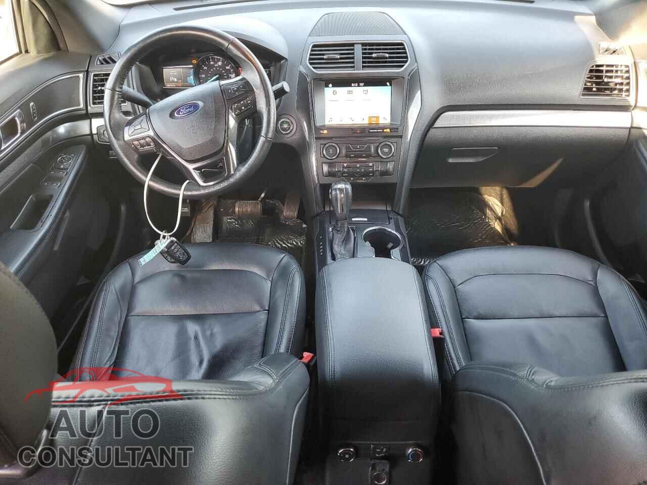 FORD EXPLORER 2018 - 1FM5K8D85JGC89315