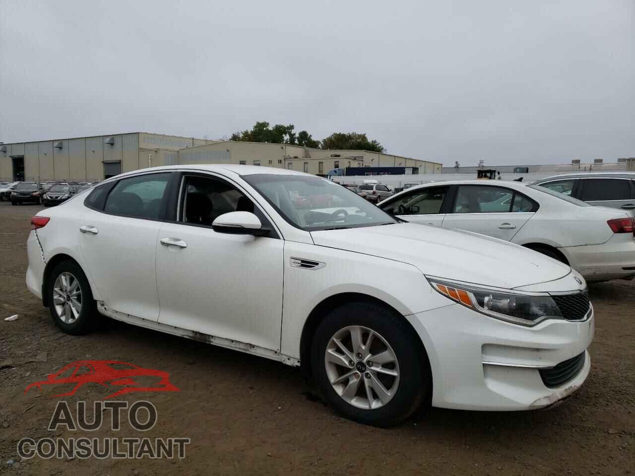KIA OPTIMA 2016 - KNAGT4L31G5088134