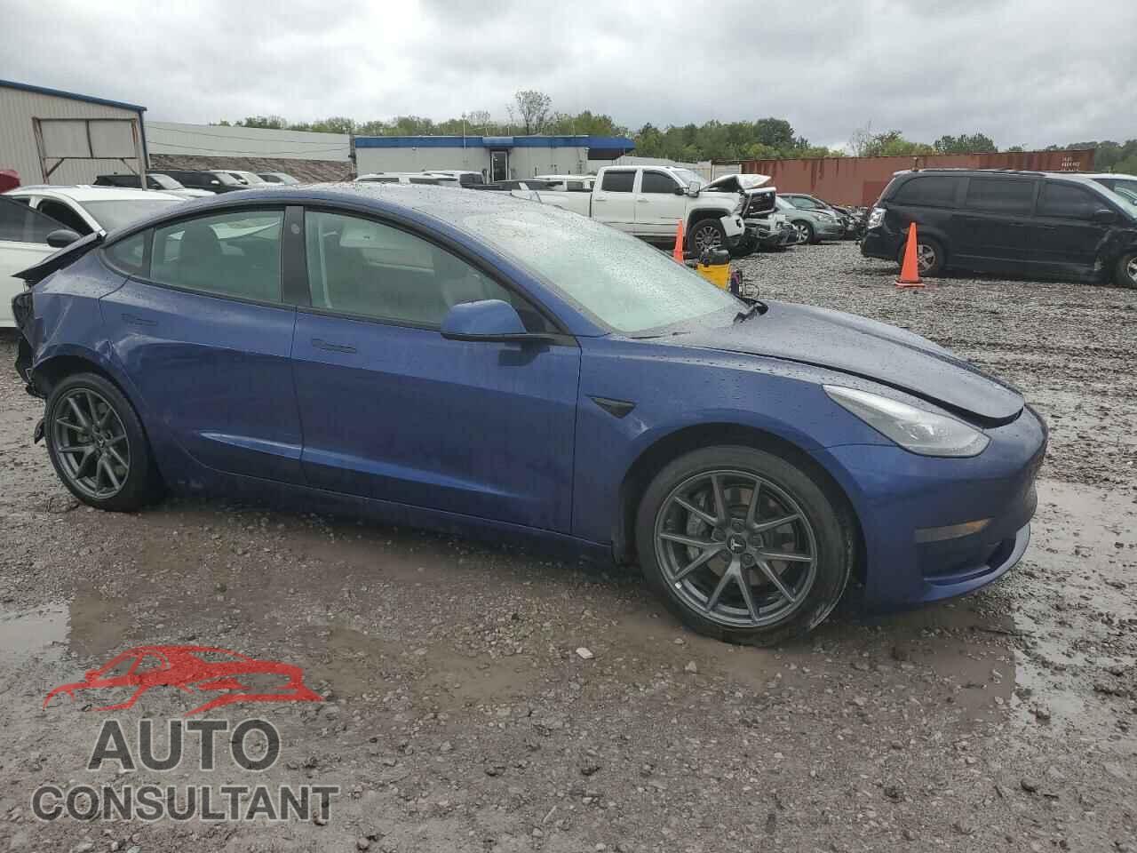 TESLA MODEL 3 2021 - 5YJ3E1EA0MF088352
