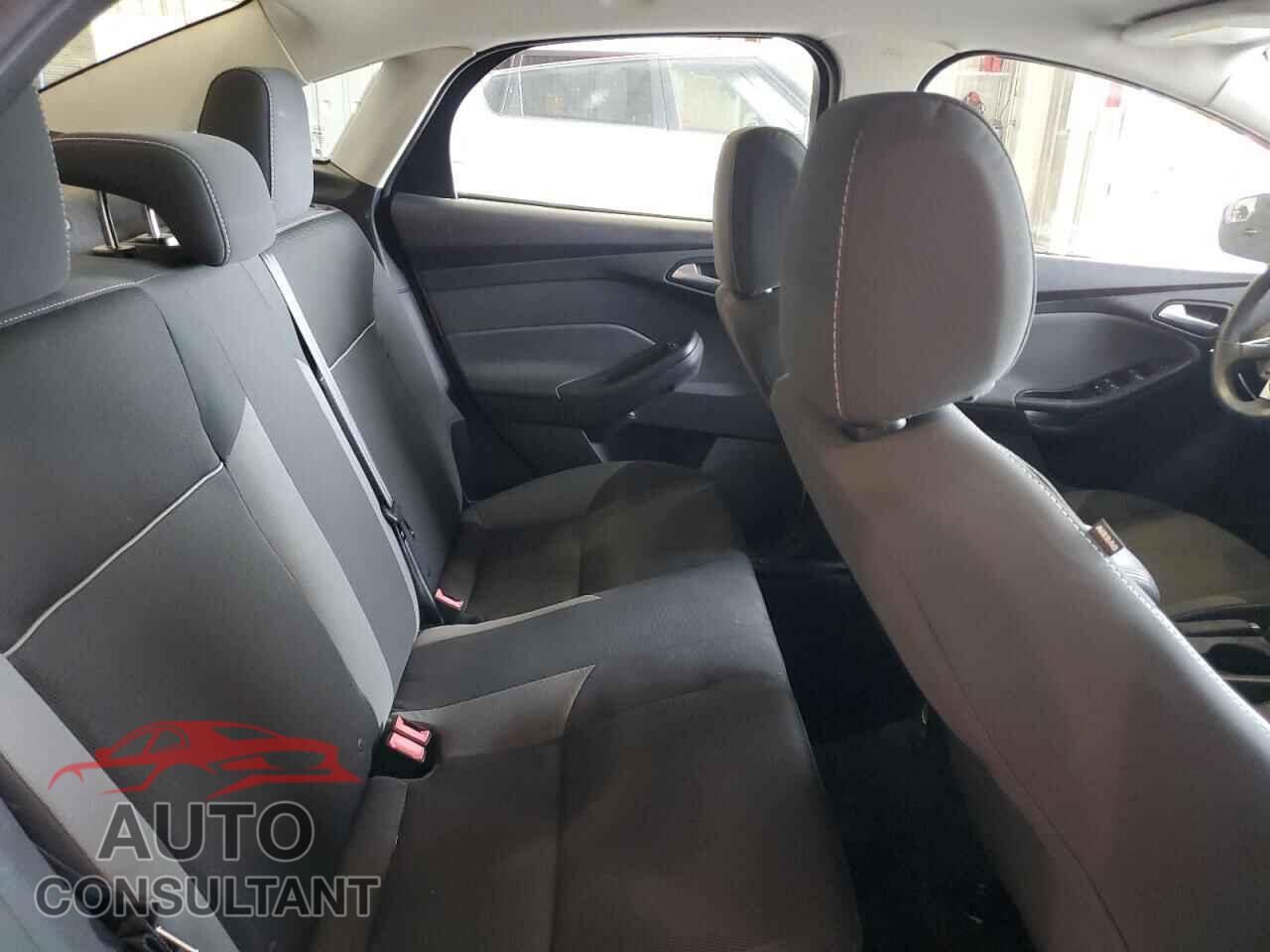 FORD FOCUS 2013 - 1FADP3F22DL337514