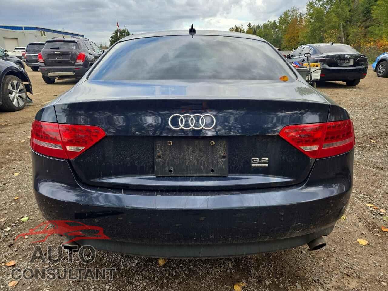 AUDI A5 2010 - WAUCKBFR6AA017984
