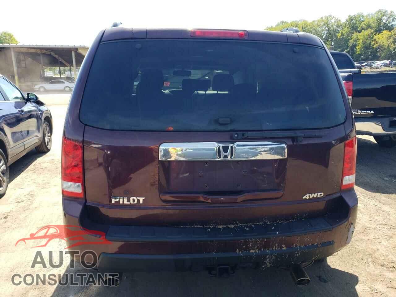 HONDA PILOT 2011 - 5FNYF4H52BB078583