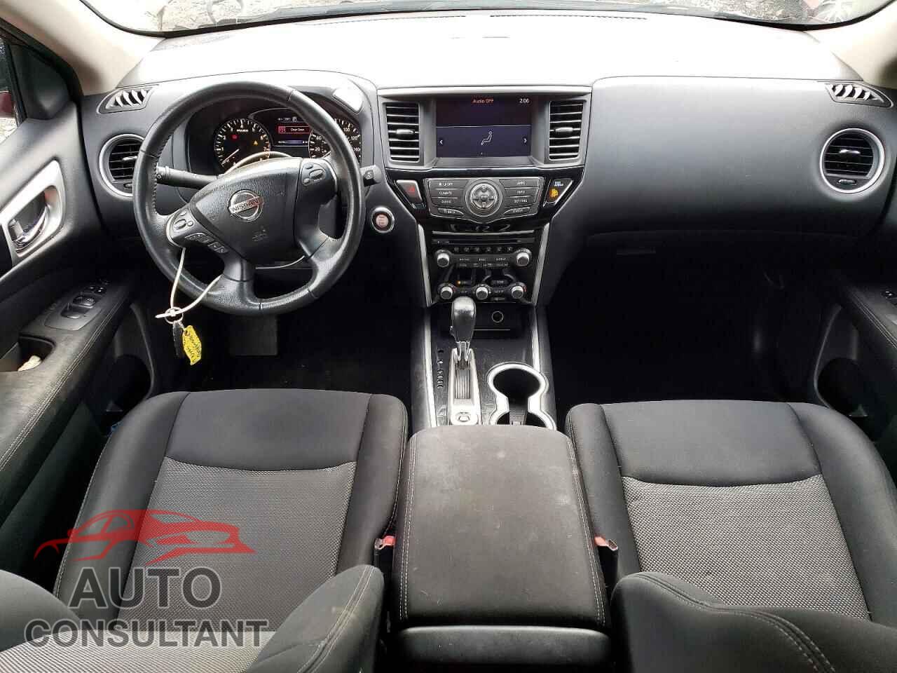 NISSAN PATHFINDER 2017 - 5N1DR2MM8HC603171