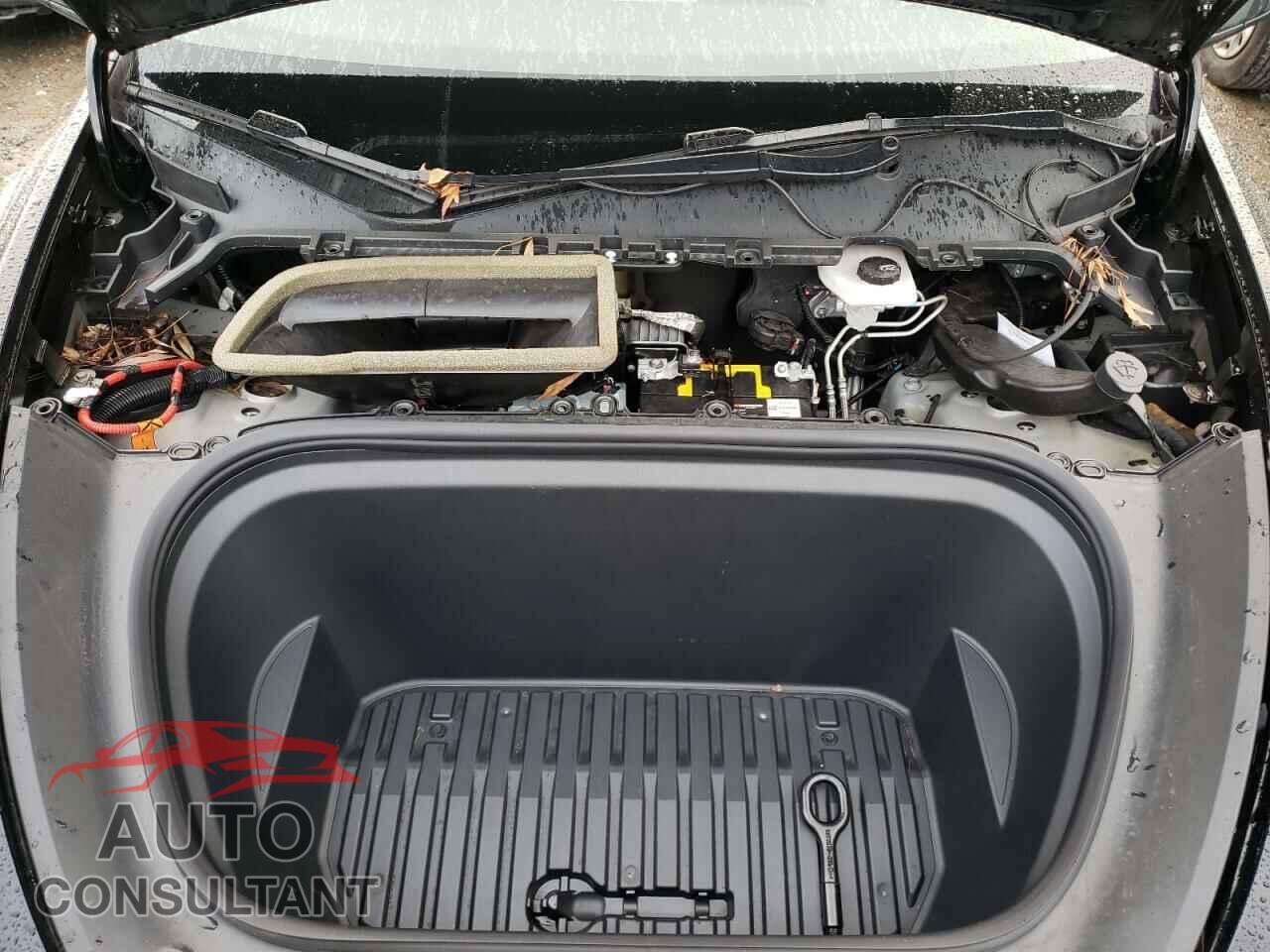 TESLA MODEL Y 2021 - 5YJYGDED7MF107362