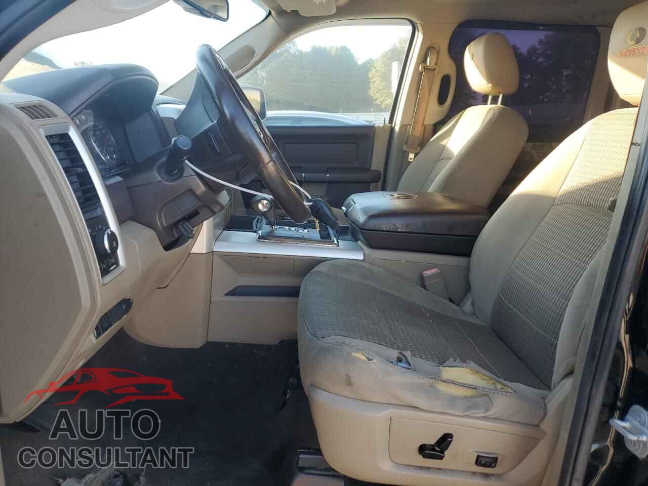 DODGE RAM 1500 2012 - 1C6RD7LT5CS201712
