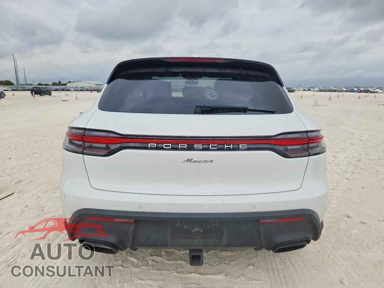 PORSCHE MACAN 2022 - WP1AA2A5XNLB06208