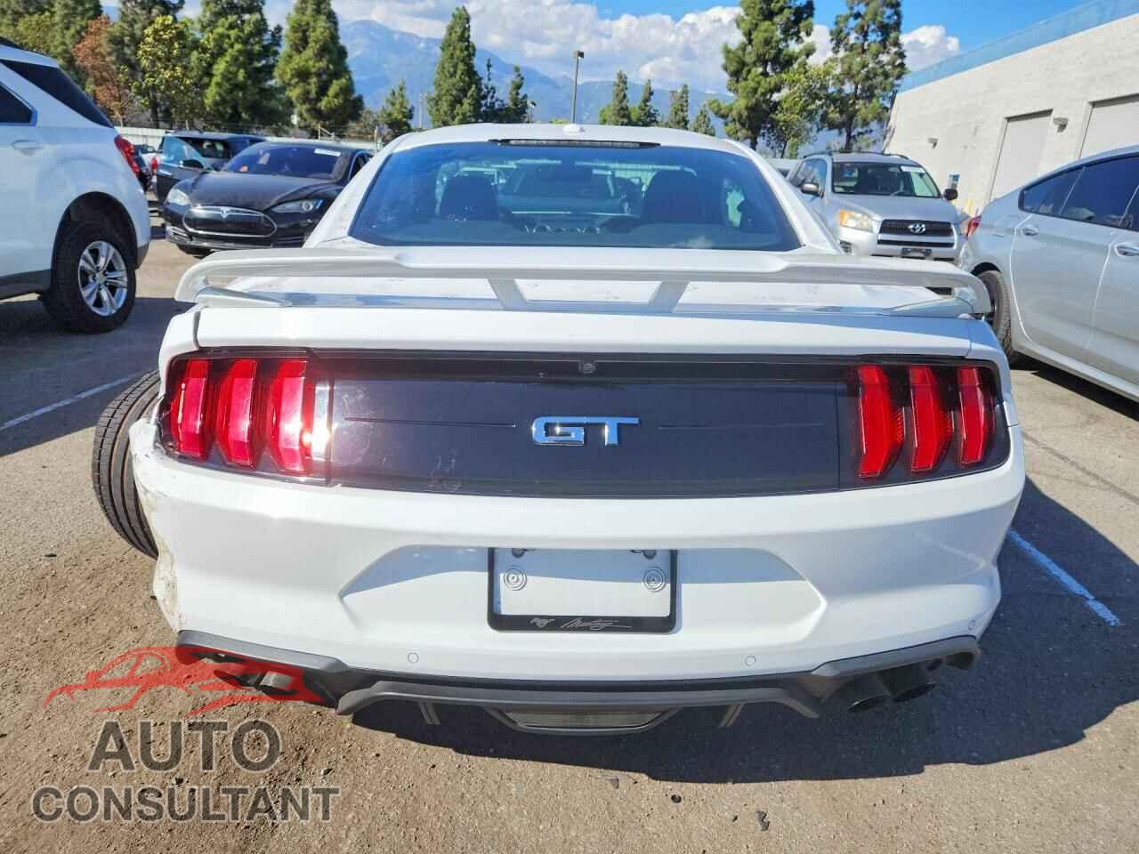 FORD MUSTANG 2018 - 1FA6P8CF8J5146726