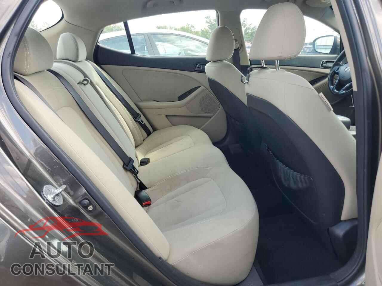 KIA OPTIMA 2011 - KNAGM4A76B5080610
