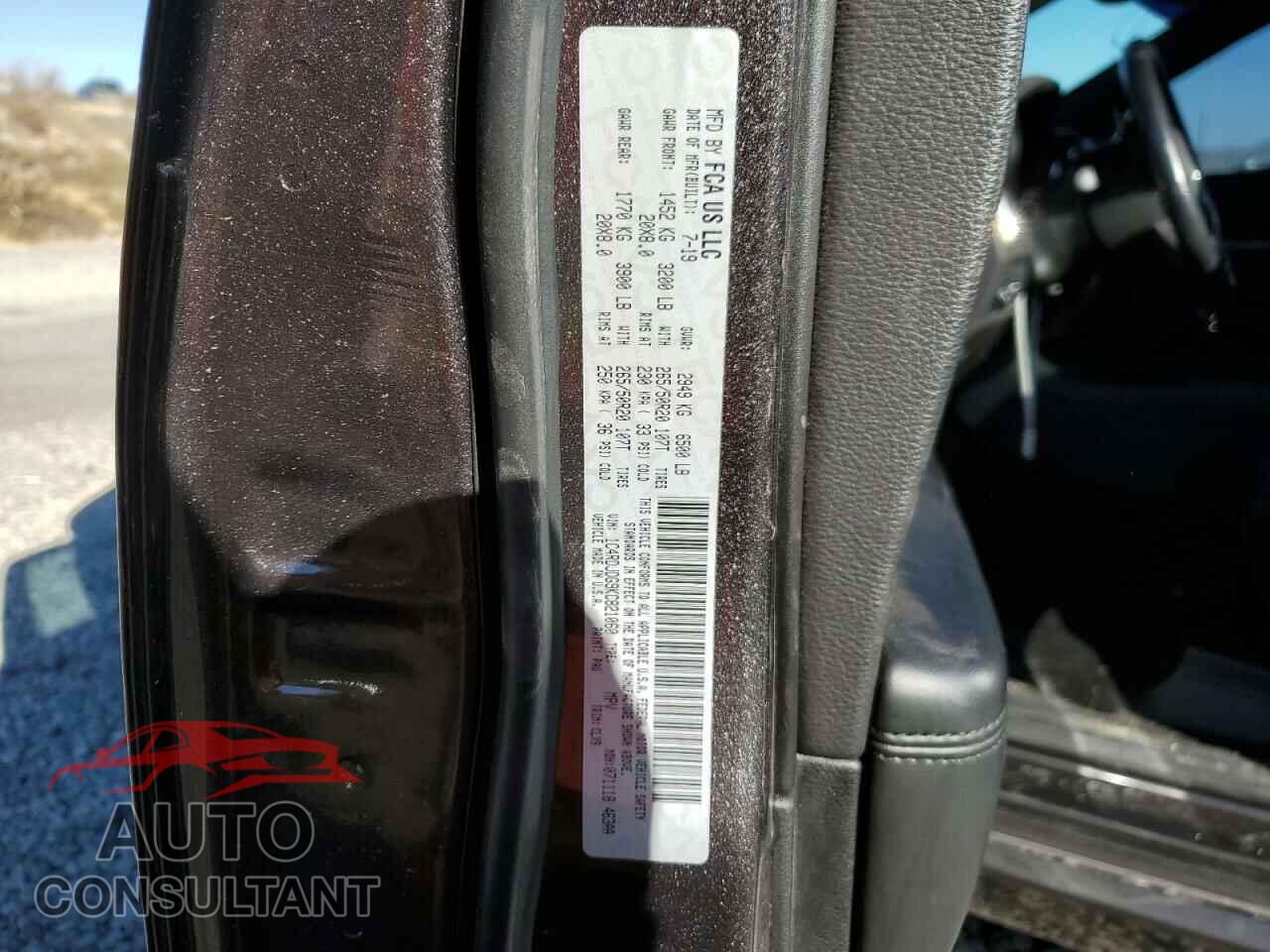 DODGE DURANGO 2019 - 1C4RDJDG9KC821060