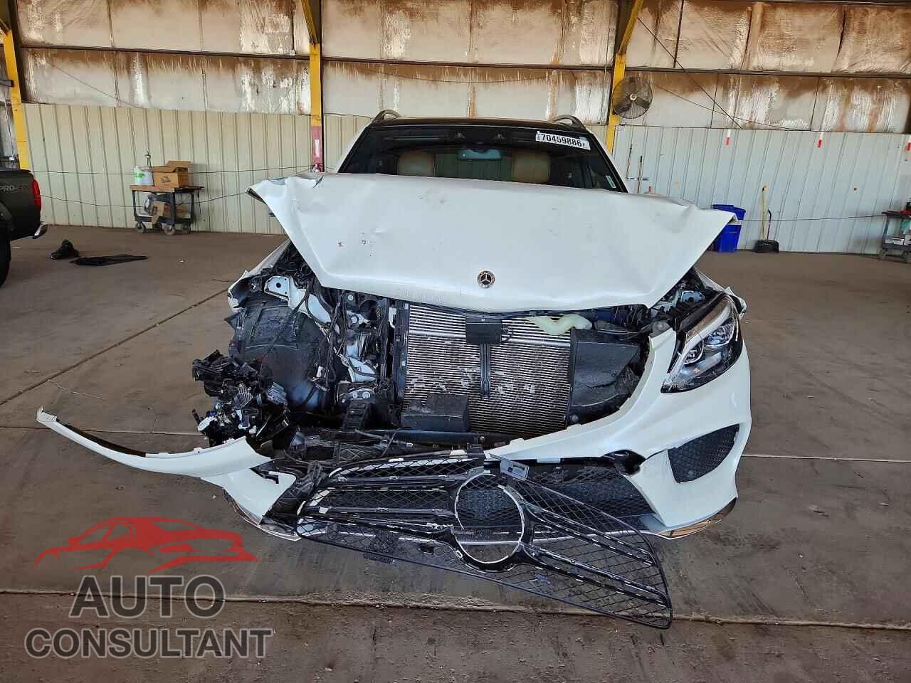 MERCEDES-BENZ GLE-CLASS 2018 - 4JGDA5HBXJB043523