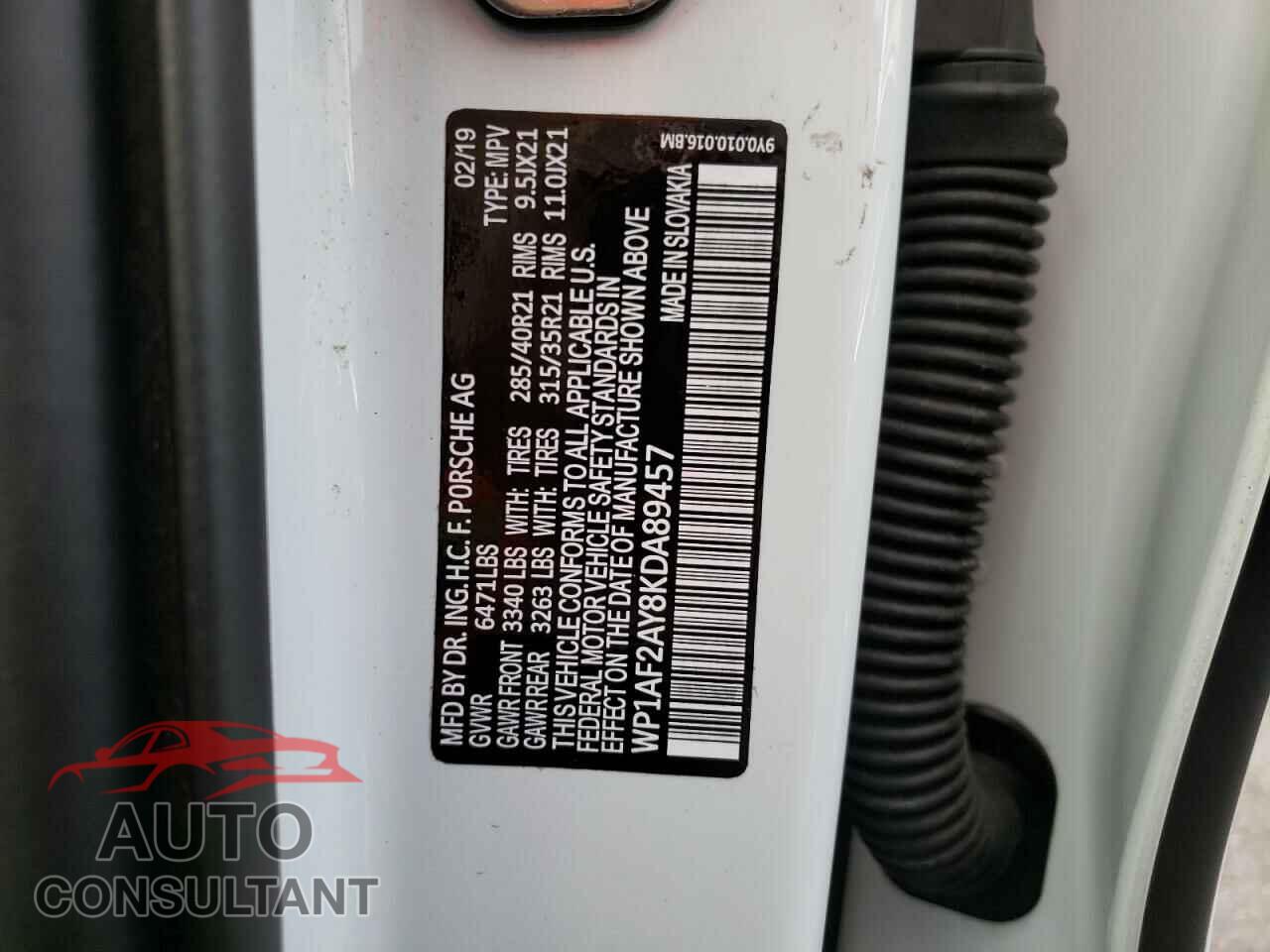 PORSCHE CAYENNE 2019 - WP1AF2AY8KDA89457