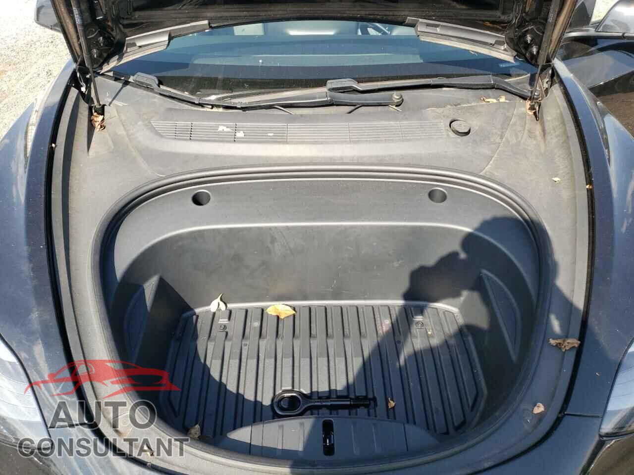 TESLA MODEL 3 2021 - 5YJ3E1EA1MF084245
