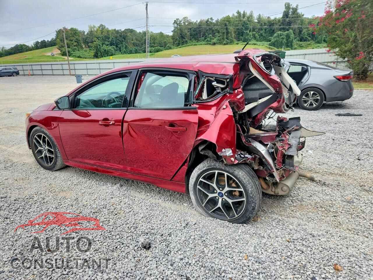 FORD FOCUS 2016 - 1FADP3K28GL356031