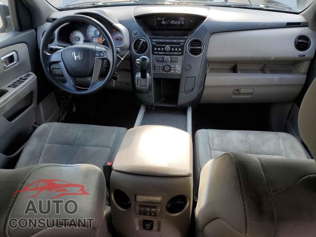 HONDA PILOT 2012 - 5FNYF4H24CB027108