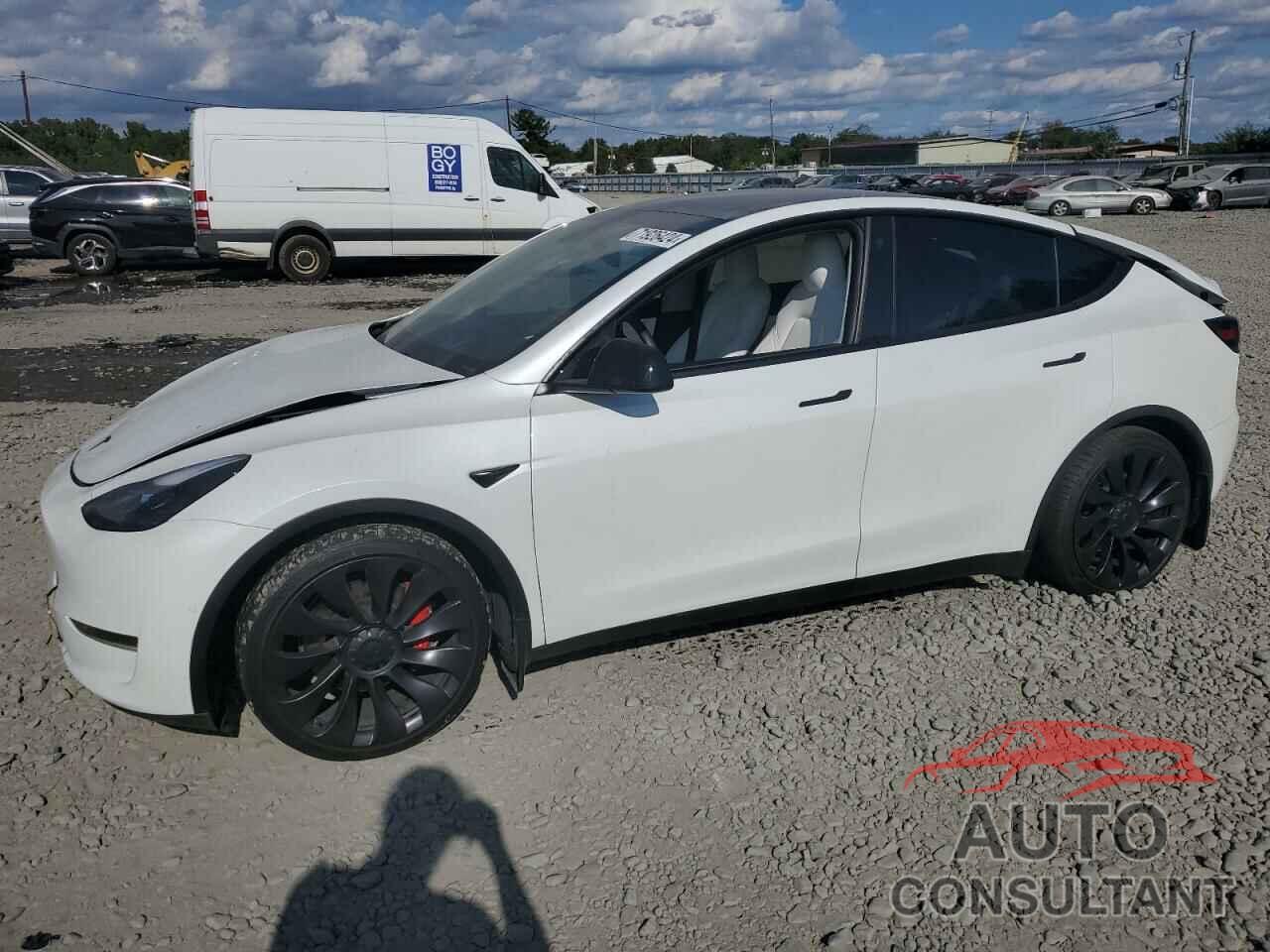 TESLA MODEL Y 2021 - 5YJYGDEF7MF277853