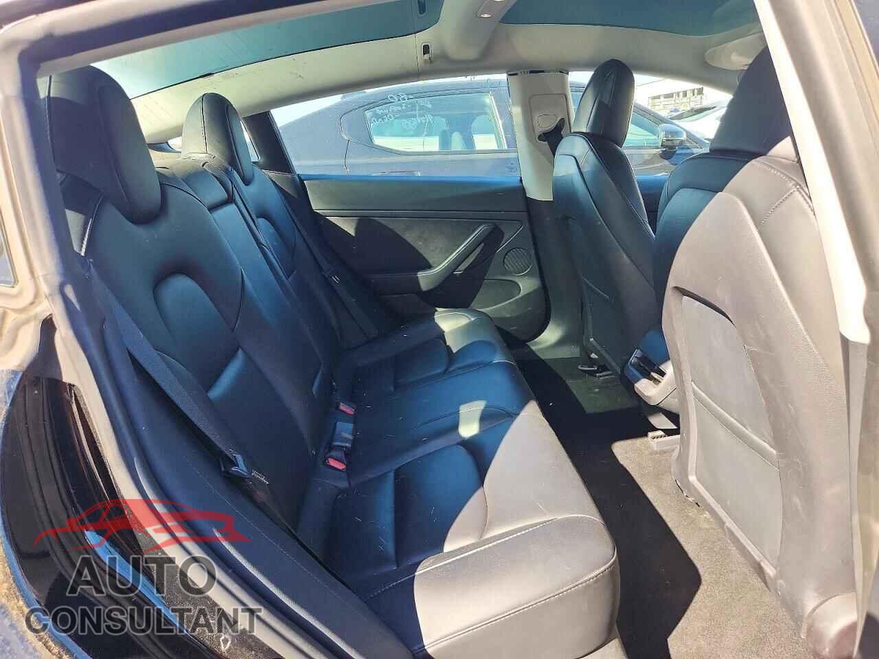 TESLA MODEL 3 2023 - 5YJ3E1EA6PF456229
