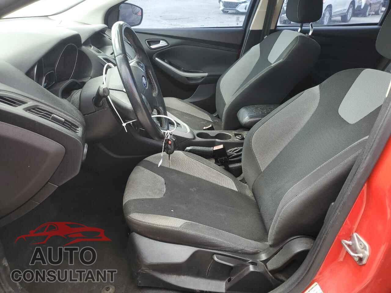 FORD FOCUS 2012 - 1FAHP3F25CL270679