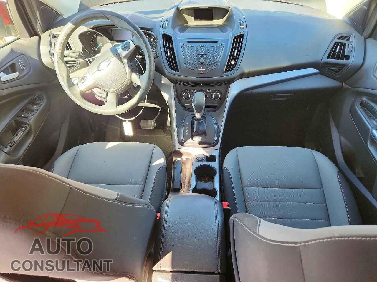 FORD ESCAPE 2015 - 1FMCU9GX2FUC11397